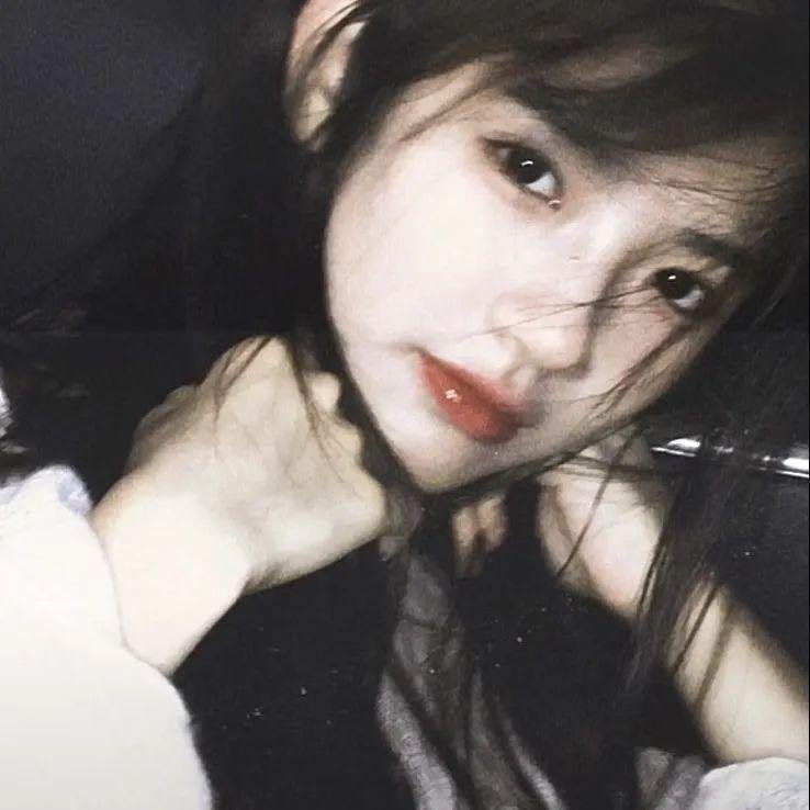 演员